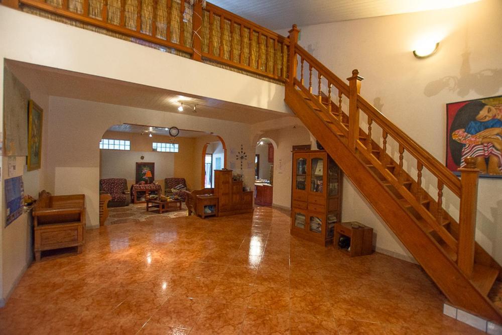 Fare Om Hotel Pihaena ภายนอก รูปภาพ